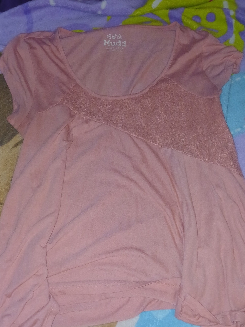 Mudd Women's Dusty Rose Scoop Neck Short Sleeve Top